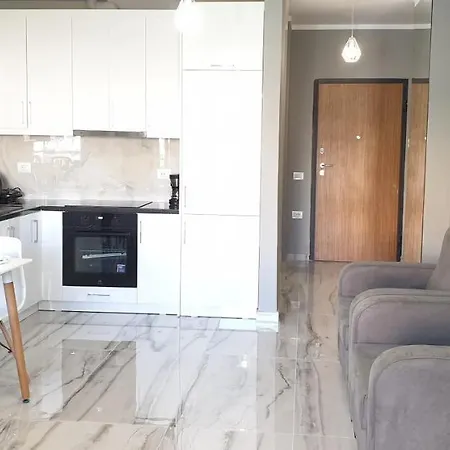 Super Star Apartment